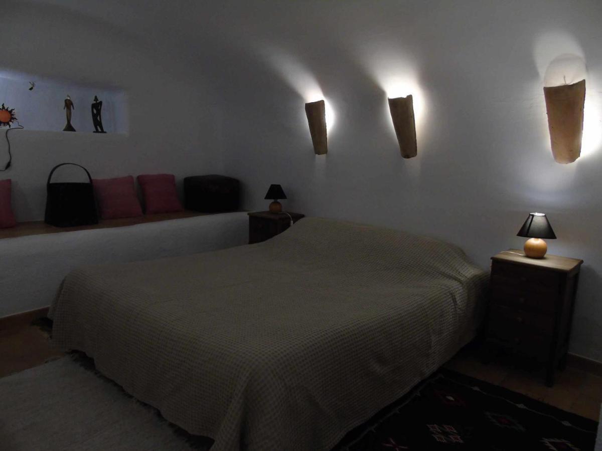 Pensjonat Cuevas Andalucia Baza Zewnętrze zdjęcie
